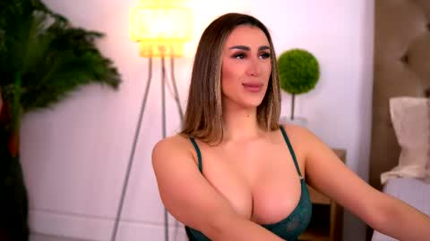 Lucy P online show from 04-25-26, 09:12