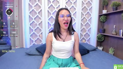 Snapshot of lucyy_liiu chatting on 01-15-25, 08:37 Lucy Liiu online show from 01-15-25, 08:37