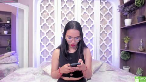 Snapshot of lucyy_liiu chatting on 01-20-25, 07:04 Lucy Liiu online show from 01-20-25, 07:04