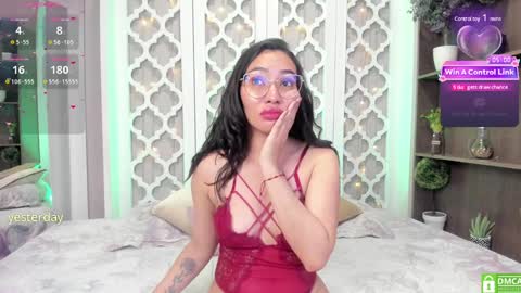 Snapshot of lucyy_liiu chatting on 01-23-25, 11:58 Lucy Liiu online show from 01-23-25, 11:58