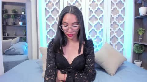 Snapshot of lucyy_liiu chatting on 03-10-25, 09:29 Lucy Liiu online show from 03-10-25, 09:29