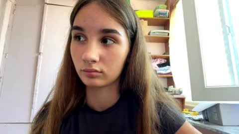 Amelia online show from 07-28-26, 11:17