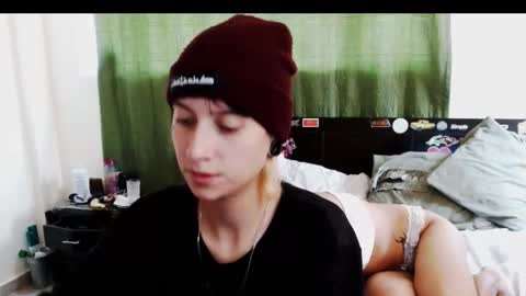 Snapshot of lugiiz05_ chatting on 11-16-25, 03:50 lugiiz05_ online show from 11-16-25, 03:50