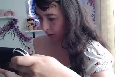 Snapshot of luhannaeverdeen chatting on 01-13-26, 05:29 Luhana online show from 01-13-26, 05:29