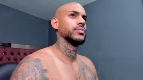 Luigi Vitale online show from 01-01-25, 02:41