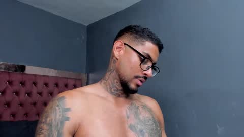 Luigi Vitale online show from 03-12-25, 07:46