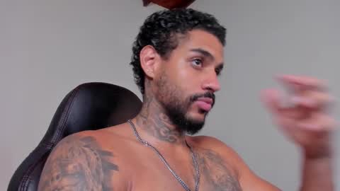 Luigi Vitale online show from 01-16-26, 03:21