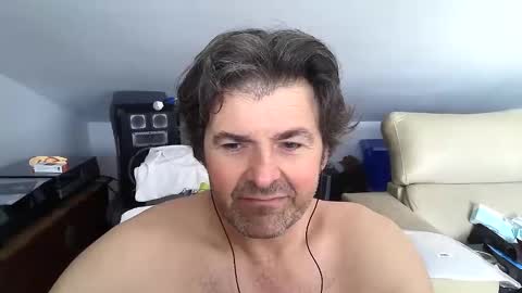 Snapshot of luigijohn chatting on 04-10-26, 10:53 LUIGIJOHN online show from 04-10-26, 10:53