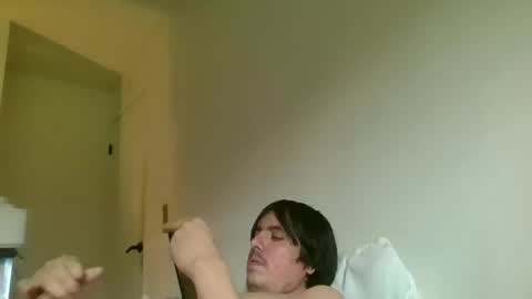 Snapshot of luis10261 chatting on 12-17-25, 07:09 luis10261 online show from 12-17-25, 07:09