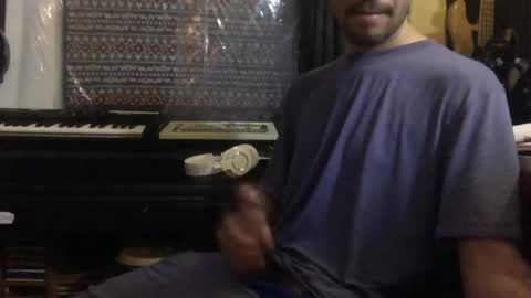 Snapshot of luis603ito chatting on 09-29-25, 02:49 luis603ito online show from 09-29-25, 02:49