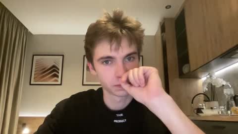 Luis online show from 11-18-25, 10:25