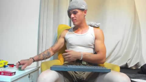 Luis AS online show from 02-12-25, 11:09