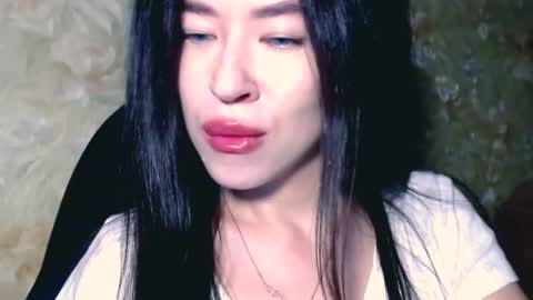 Snapshot of luisa_domina chatting on 09-21-25, 07:21 luisa lovedom online show from 09-21-25, 07:21