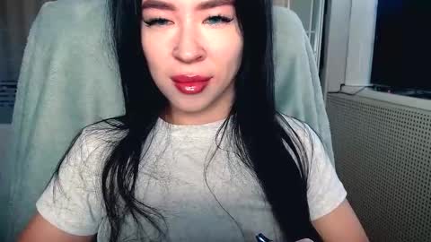 Snapshot of luisa_domina chatting on 10-07-25, 08:11 luisa lovedom online show from 10-07-25, 08:11