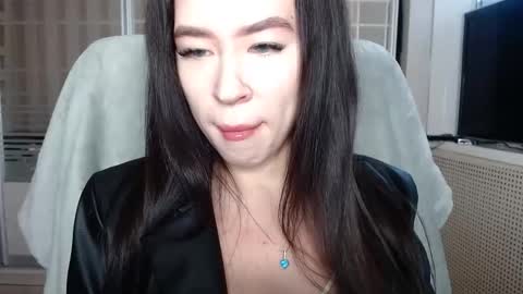 Snapshot of luisa_domina chatting on 10-09-25, 08:23 luisa lovedom online show from 10-09-25, 08:23