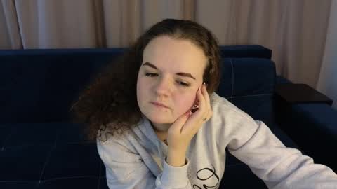 Snapshot of luisa_rosee chatting on 02-10-25, 11:25 Luisa Rosee online show from 02-10-25, 11:25