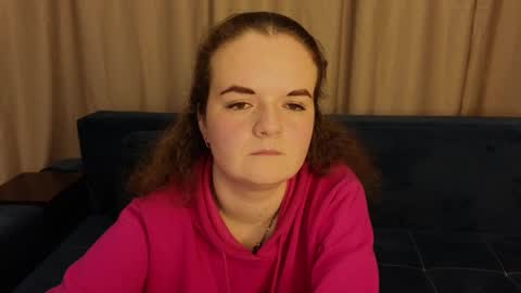 Snapshot of luisa_rosee chatting on 02-17-25, 01:04 Luisa Rosee online show from 02-17-25, 01:04