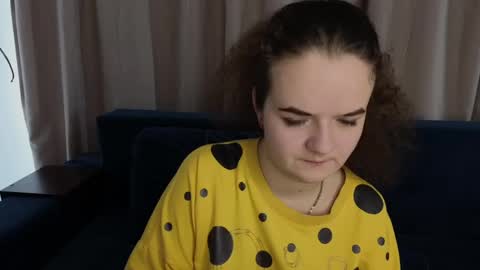 Snapshot of luisa_rosee chatting on 02-18-25, 08:27 Luisa Rosee online show from 02-18-25, 08:27