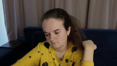 Snapshot of luisa_rosee chatting on 02-18-25, 11:33 Luisa Rosee online show from 02-18-25, 11:33