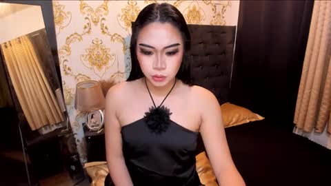 luisaellanor online show from 10-05-25, 03:54