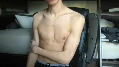 Luis online show from 01-10-25, 08:37