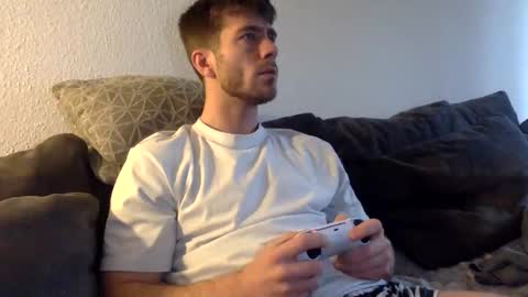 Snapshot of luisbadx chatting on 12-05-25, 09:51 Luis Badx online show from 12-05-25, 09:51