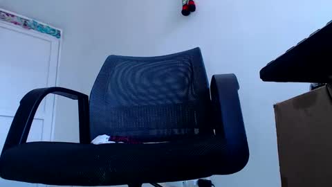 luisfernando01 online show from 02-22-25, 07:03