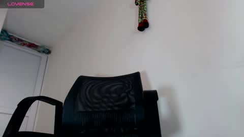 luisfernando01 online show from 03-09-25, 11:36