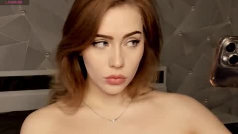 Snapshot of luiza012 chatting on 11-07-25, 11:10 Lizzy online show from 11-07-25, 11:10