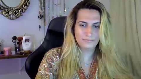 luizacandy online show from 12-01-24, 10:21