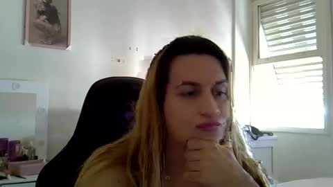 Snapshot of luizacandy chatting on 05-06-26, 06:57 luizacandy online show from 05-06-26, 06:57