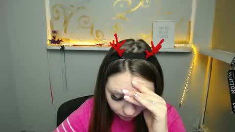 Snapshot of luizaheems_ chatting on 12-24-24, 07:39 Luiza online show from 12-24-24, 07:39