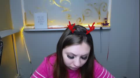 Snapshot of luizaheems_ chatting on 12-24-24, 10:55 Luiza online show from 12-24-24, 10:55