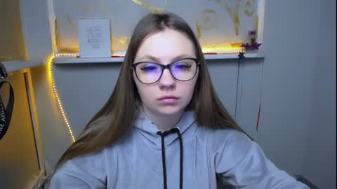 Snapshot of luizaheems_ chatting on 01-04-25, 06:09 Luiza online show from 01-04-25, 06:09