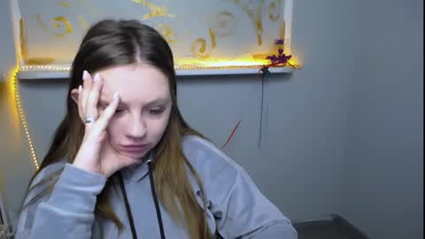 Snapshot of luizaheems_ chatting on 02-15-25, 08:00 Luiza online show from 02-15-25, 08:00