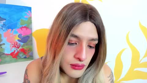 Luka Castillo online show from 10-28-25, 06:21