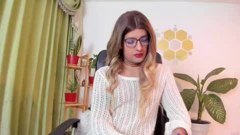 Luka Castillo online show from 04-25-26, 04:48