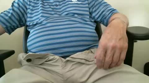 Snapshot of luke7711 chatting on 10-24-25, 07:43 luke7711 online show from 10-24-25, 07:43