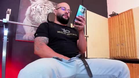 LUKE online show from 11-29-25, 11:35