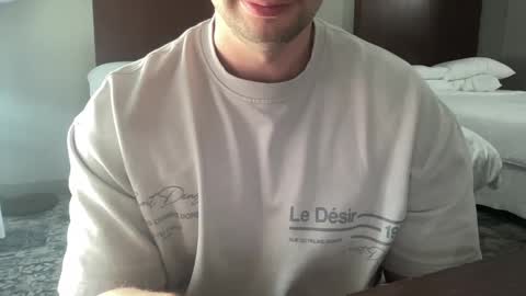 Luke online show from 09-22-25, 04:42