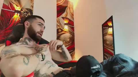 LUKE online show from 10-08-25, 01:42