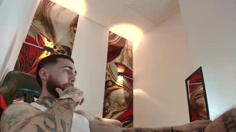 LUKE online show from 02-17-26, 01:51