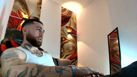 LUKE online show from 04-17-26, 01:14