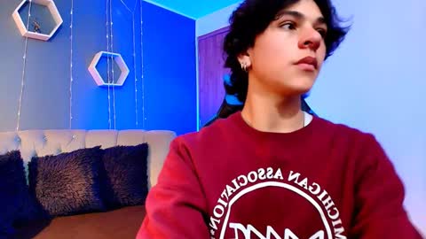 Snapshot of luke_howland chatting on 01-16-25, 08:14 Luke online show from 01-16-25, 08:14