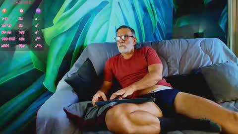 Luke Crews online show from 09-16-25, 07:15