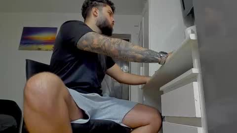 Snapshot of lukedenver chatting on 11-13-25, 12:26 Luke online show from 11-13-25, 12:26