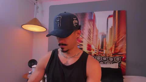 Luke Taylor online show from 12-19-25, 04:41