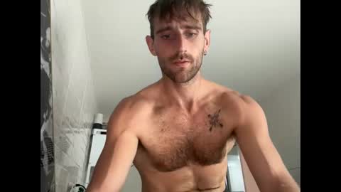 Snapshot of lukegunn22 chatting on 12-25-24, 02:03 MR. Luke Gunn online show from 12-25-24, 02:03