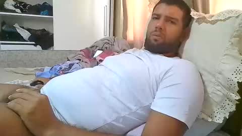 Snapshot of luksmen1 chatting on 02-24-25, 02:48 lucifer online show from 02-24-25, 02:48