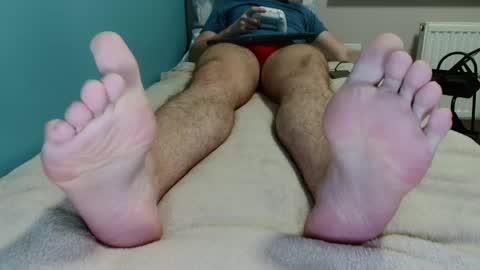 Snapshot of lukx66 chatting on 02-14-25, 06:19 Luke online show from 02-14-25, 06:19